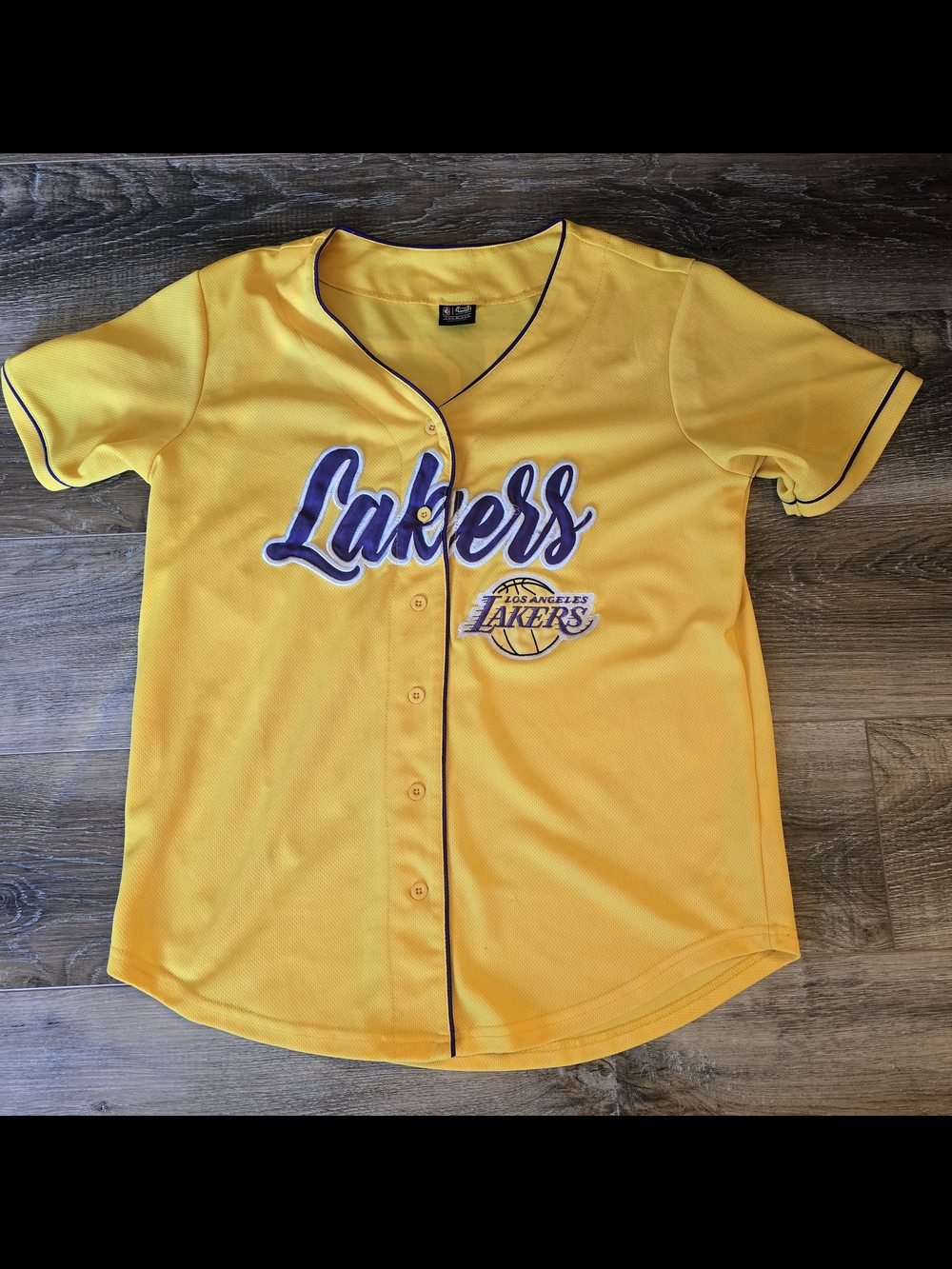 Los Angeles Lakers Ultra Game Womens Baseball Jersey Size Medium Yellow Retro 48